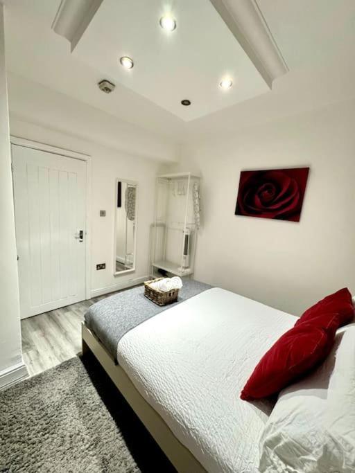 Centrally-Located Gem In Marble Arch, Londres Exterior foto