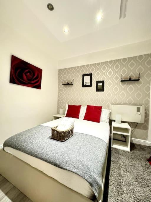 Centrally-Located Gem In Marble Arch, Londres Exterior foto